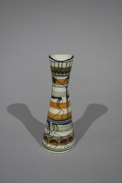 null Vase en céramique à décor animalier. 
Circa 1960. 
Signé C. Mallorca Felanitx....