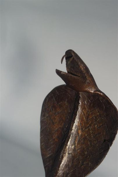 null Michel ZADOUNAISKY (attribué à)
" Cobra dressé " 
Sculpture en fer forgé patiné...