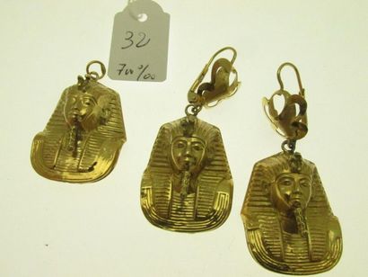 null 1 pendant 1 pair of matching earrings decorated with Egyptian masks, low-gold...