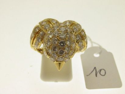 null 1 "chick" ring, openwork gold setting with a chick's head with stylised feathers,...