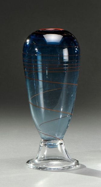 null MICHEL BOUCHARD - Contemporary work

Ovoid vase on pedestal. Proof in blue glass...