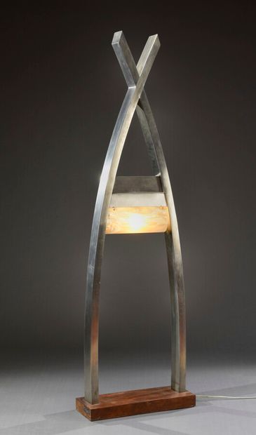 null Christian MAAS (1951)

Free form" floor lamp in brushed metal (stainless steel)...