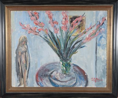 null Jo MAIRE (20th century).

Gladioli in a green vase on a pedestal table.

Oil...