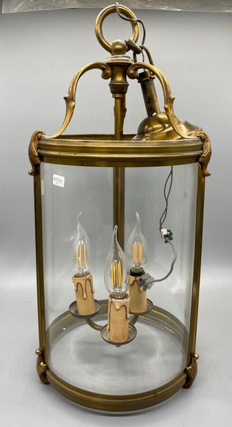 null Grande lanterne de vestibule circulaire en bronze doré, style Louis XV. 

H....