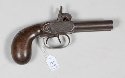 null Pistolet à coffre marqué PLOT A. (armurier à ST ETIENNE vers 1850 et spécialiste...