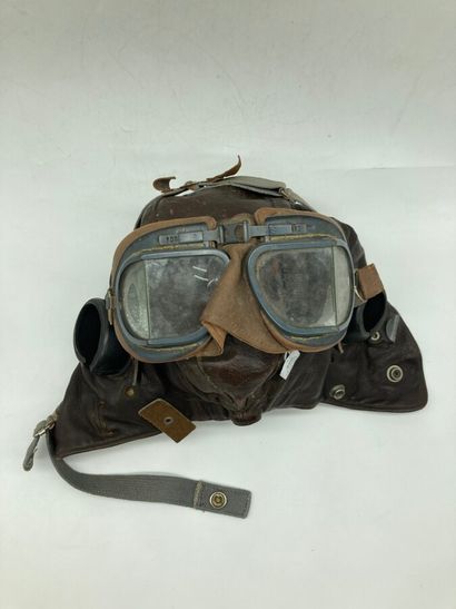 null Aviation : Serre-tête de pilote de la 2ème Guerre mondiale avec lunettes.