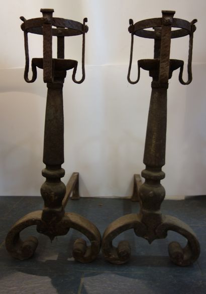 null Pair of large landers and fire bars in the medieval style, in wrought iron.

19th...