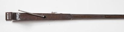 null Mousquet européen à mèche, canon à pans (97cm), fort poinçon à déchiffré, bois...