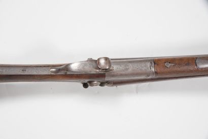 null Fusil de chasse à deux canons, à broche, platines et chiens décorés et volutes...