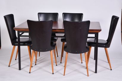 null FRENCH WORK 1960

Dining room furniture consisting of a table with rectangular...