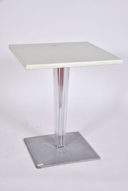 null Table model TOP TOP by Philippe STARCK, KARTELL edition, square top in pale...