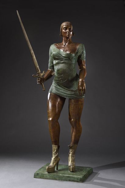  Christian MAAS (né en 1951). 
The Phoenix : Johanne of Arc. 
Bronze polychrome,...