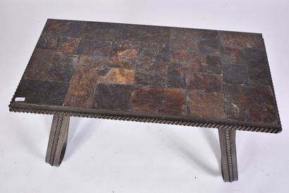 null TRAVAIL FRANCAIS 1950

Table basse en fer forgé torsadé à plateau rectangulaire...