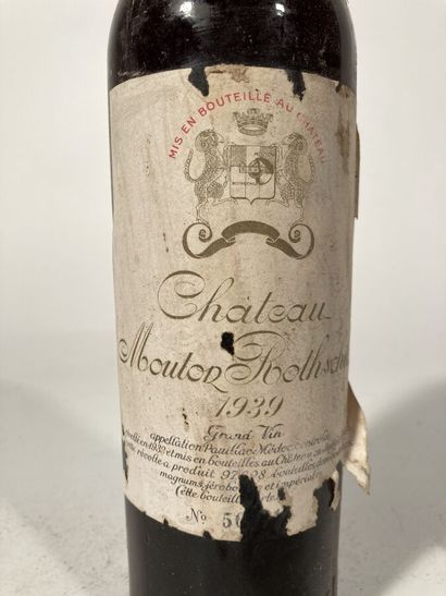 null 1 B CHÂTEAU MOUTON ROTHSCHILD (T.L.B; e.t.a; stamped cap and stopper with apparent...