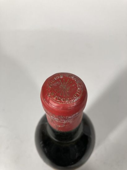 null 1 B CHÂTEAU MOUTON ROTHSCHILD (T.L.B.; e.t.a. but legible; some capsule marks;...
