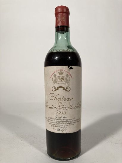 null 1 B CHÂTEAU MOUTON ROTHSCHILD (H.E.-; e.a; capsule dented and slightly corroded...
