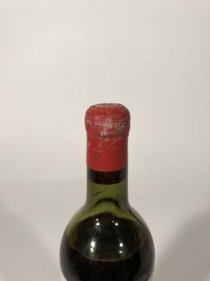 null 1 B CHÂTEAU MOUTON ROTHSCHILD (M.E.+; e.t.a. but legible; c.a. side; stamped...