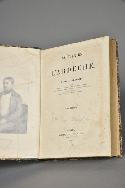 null VALGORGE Ovide de.SOUVENIRS DE L'ARDÈCHE.PARIS, PAULIN, 1846.Deux tomes réunis...