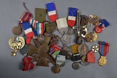 FRANCE. Médailles militaires et civiles,...