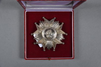 null ORDRE de la LEGION D'HONNEUR.

4°/5°REPUBLIQUE. Plaque de Grand- Croix, centre...