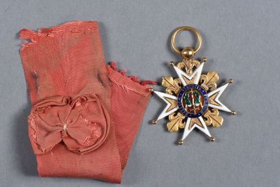 null Ordre militaire de SAINT LOUIS, croix de chevalier LOUIS XVIII, centres ajourés...