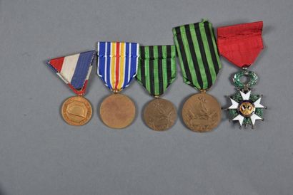 null FRANCE. ORDRE DE LA LEGION D'HONNEUR chevalier, médailles 1870/71 (les 2 modules),...