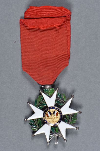 null ORDRE de la LEGION D'HONNEUR. DEUXIEME REPUBLIQUE. 1848-1852. Croix de chevalier...