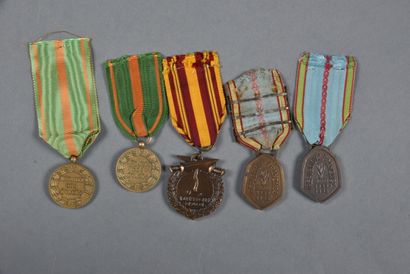 null FRANCE. Médailles, de GEMBLOUX, des Evadés(2) et commémorative(2), lot de 5...