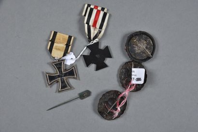  ALLEMAGNE/PRUSSE. Croix de fer de 2°classe 1914 et commémorative, les 2 avec rares...