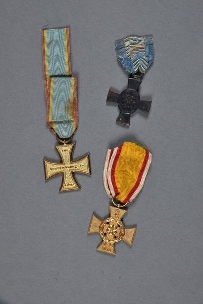  ALLEMAGNE/BAVIERE/LIPPE/MECKLEMBURG-SCWEREIN. 
Croix du Mérite de guerre, lot de...