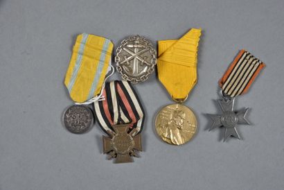  ALLEMAGNE/PRUSSE/SAXE. Croix et médailles(3), un badge de blessé de la Marine, argenté,...