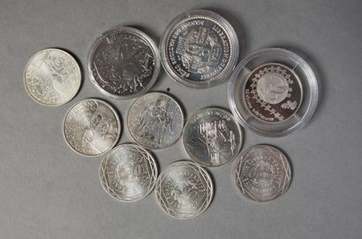 null LOT MONNAIES COMMEMORATIVES 

6 pièces de 10 € (10 gr 2010-2012), une 20 € 2017...
