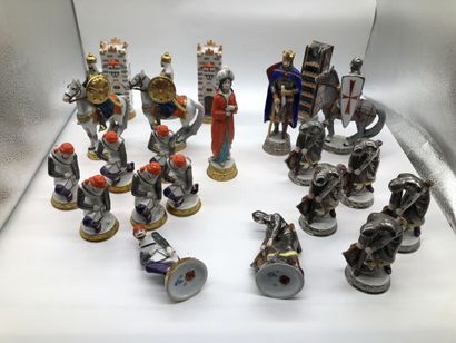  Adrien Van Gerdinge (1921 - 2006) 
Figurines - Pions de jeux d'échec sur le thème...