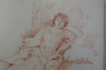  Alexandre Lunois (1863-1916) 
Femme assise dans un sofa 
Sanguine sur papier 
Signé...