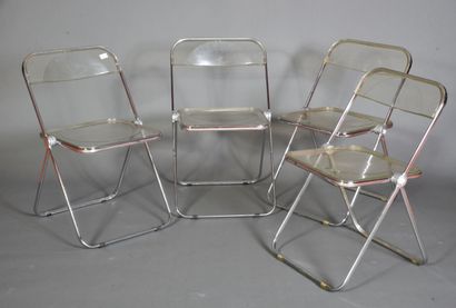 null Ensemble de 4 chaises de Giancarlo Piretti pour Castelli, plastique transparent.

Circa...
