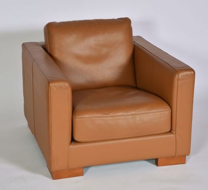 null Canapé en cuir couleur camel, assorti d'un fauteuil de la même collection de...