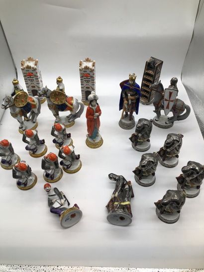 null Adrien Van Gerdinge (1921 - 2006)

Figurines - Pions de jeux d'échec sur le...
