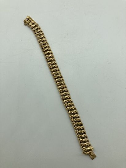 null BRACELET en or jaune, maille américaine.

21,1 gr.