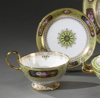 null MANUFACTURE OF SEVRES 

Teacup and its saucer, in hard porcelain, of the service...