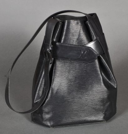 null LOUIS VUITTON. Epi leather and black leather shoulder bag, snap closure under...