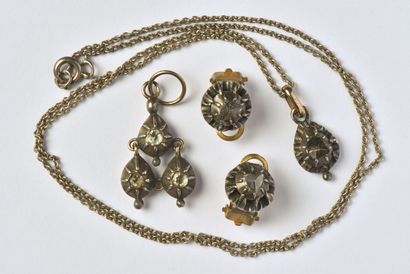null Lot of antique silver (800/oo) and metal Provençal jewelry including a pair...
