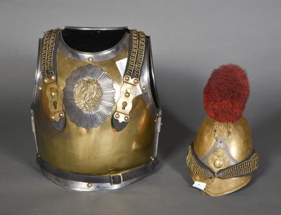 null Set of CARABINIER mod.1825 with rooster pattern, helmet (cut on left rear side),...
