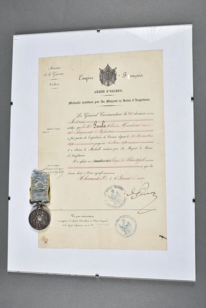 null FRANCE. ANGLETERRE, médaille de CRIMEE 1854/1855, agrafe SEBASTOPOL, argent,...