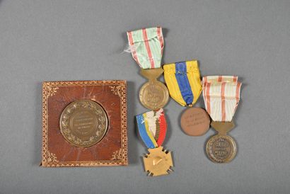null France. Médailles des combats de la MARNE (2), de la SOMME(1), de l'AUBE(1),...