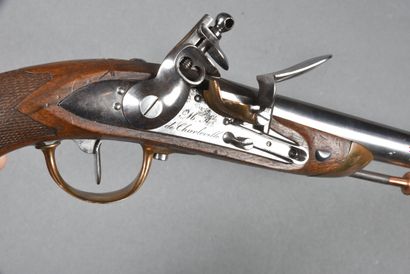 null Pistolet d'officier mod.1816, à silex, platine " M.RLE DE CHARLEVILLE ", poinçon...