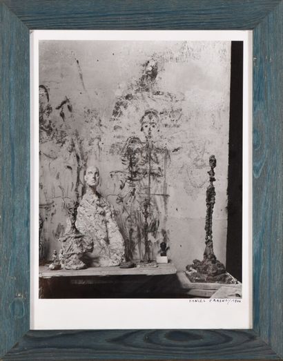 null Daniel FRASNAY (1928-2019).

Sculptures dans l'atelier d'Alberto Giacometti,...
