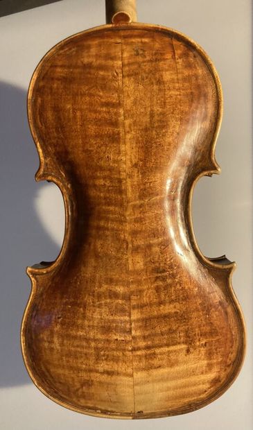 null Intéressant violon anonyme de l'école italienne du 18ème siècle 

Eclisses plus...
