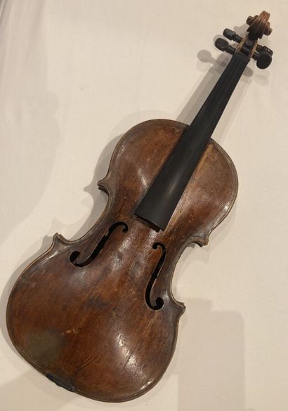 Intéressant violon anonyme de l'école italienne...