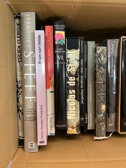null Lot de livres d'art sur la fin XIXème et le XXème : Combas, Vuillard, Soulages,...