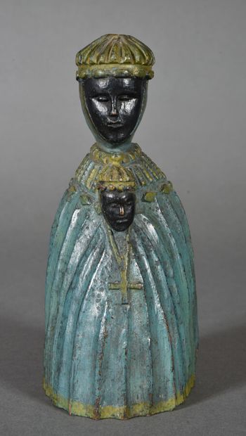 null Le Puy, Vierge noire, en bois sculpté, polychromé noir et vert.

XXème siècle....